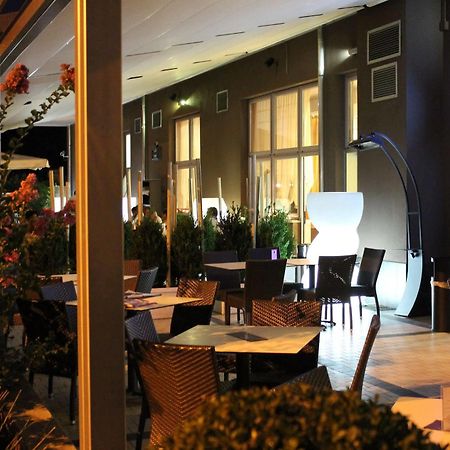 Travagliato Eq Hotel מראה חיצוני תמונה
