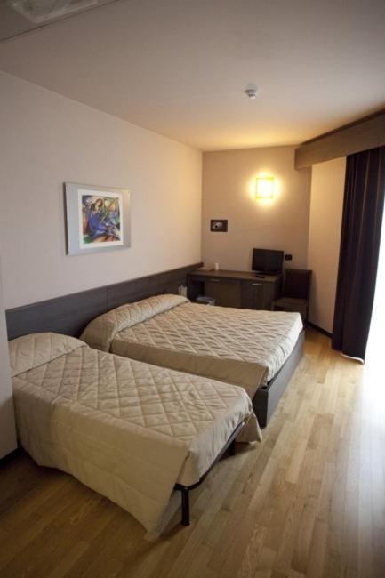 Travagliato Eq Hotel חדר תמונה